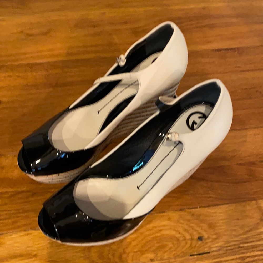 NWT Gucci Wedges ~ Gorgeous Never Worn